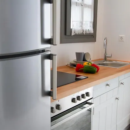 Enosis Apartments - Alia Beach House * Agios Prokopios (Naxos)